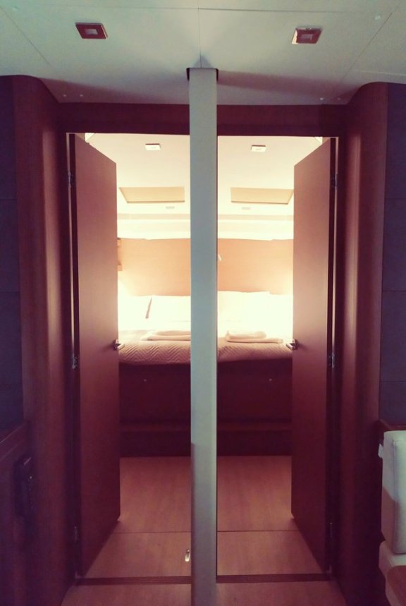 Image of Infinity yacht #19