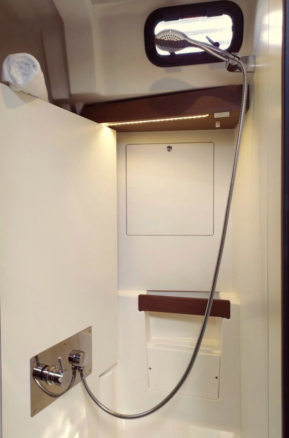 Image of Infinity yacht #21