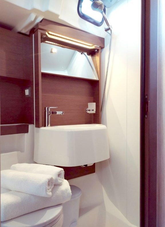 Image of Infinity yacht #20