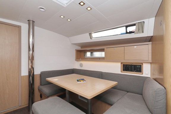 Image of Barbarella yacht #12