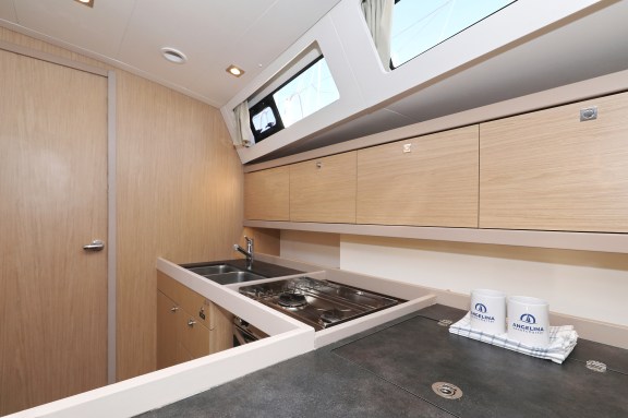 Image of Barbarella yacht #17