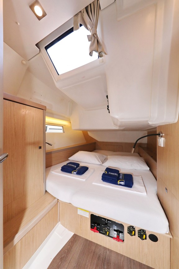 Image of Barbarella yacht #19