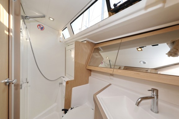 Image of Barbarella yacht #36