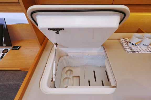 Image of Phonix II yacht #42