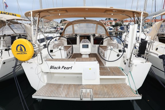 Image of Black Pearl yacht #3