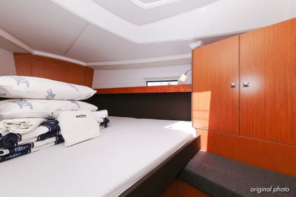 Image of Hang Loose yacht #23