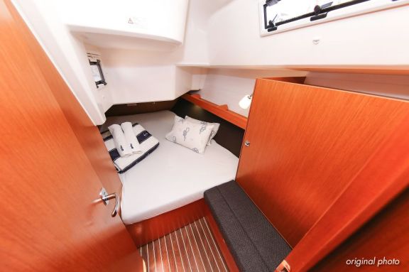 Image of Hang Loose yacht #28