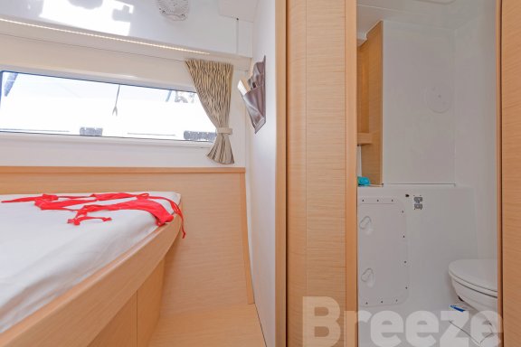 Image of Breeze yacht #20