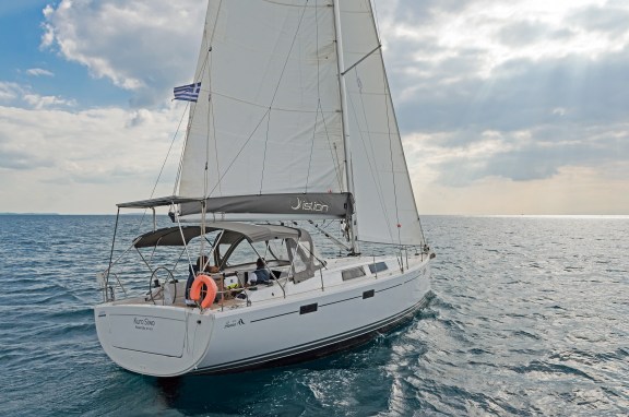 Image of Kuro Siwo yacht #11