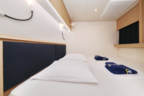 Image of Feeling Free yacht #30