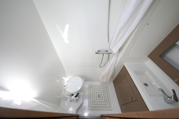 Image of Feeling Free yacht #36