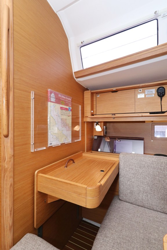 Image of Santa Rosa yacht #42