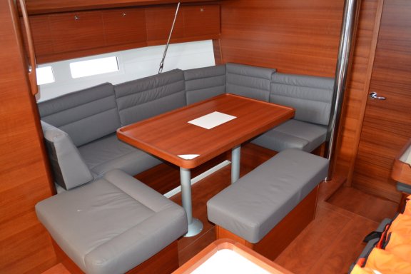 Image of Tango yacht #11