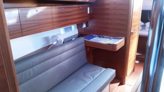 Image of Rocky yacht #10