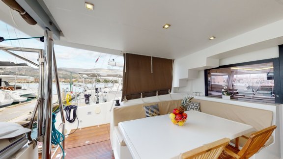 Image of Karina V yacht #4