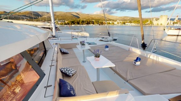 Image of Karina V yacht #11
