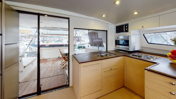 Image of Karina V yacht #16