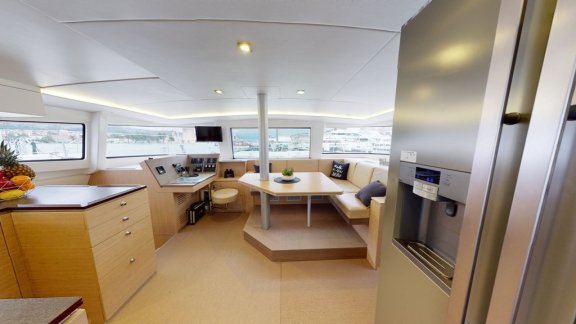 Image of Karina V yacht #13