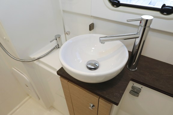 Image of Karina V yacht #36