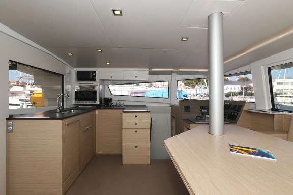 Image of Rozi V yacht #16