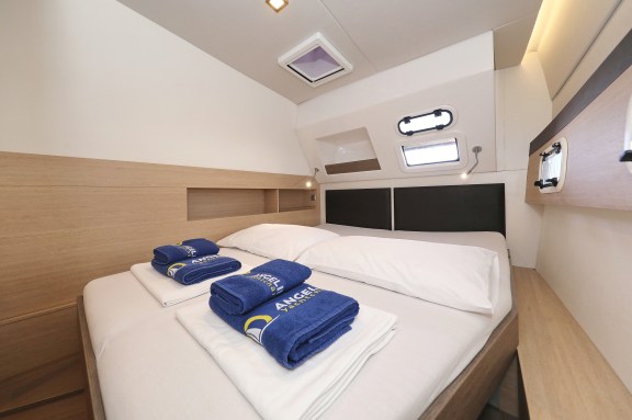 Image of Rozi V yacht #30