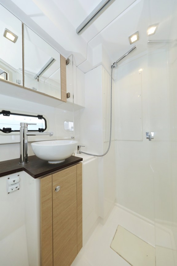 Image of Rozi V yacht #35