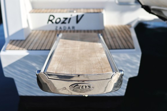 Image of Rozi V yacht #50