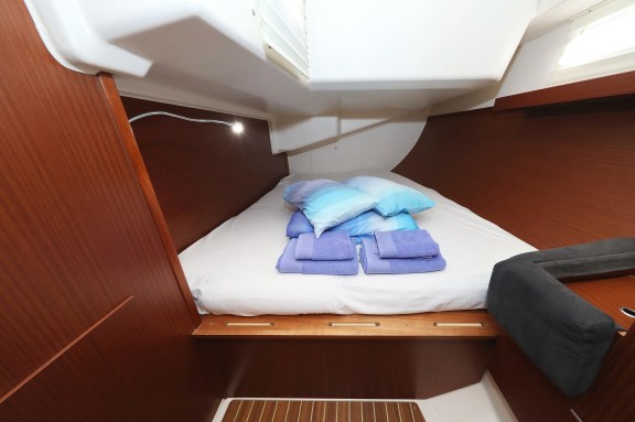 Image of take a break yacht #16