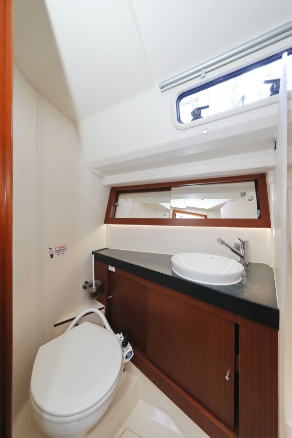 Image of take a break yacht #18