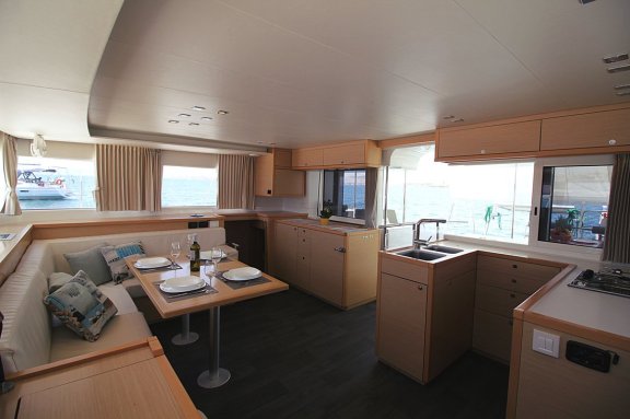 Image of Baccarat yacht #6