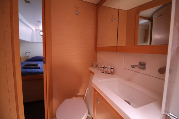 Image of Baccarat yacht #11