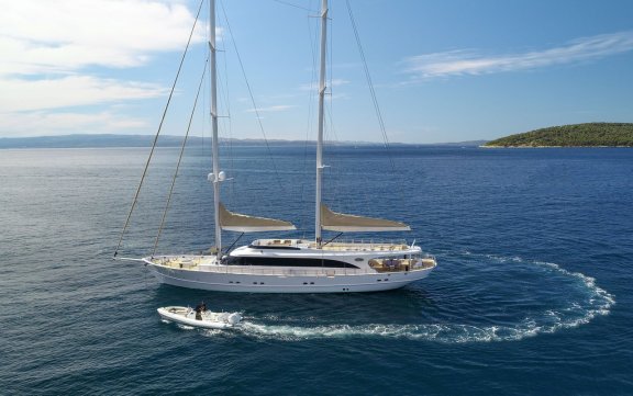Image of Acapella yacht #5
