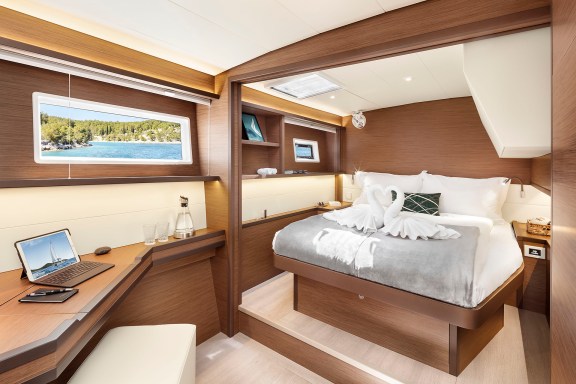 Image of Emerald Gemini yacht #14