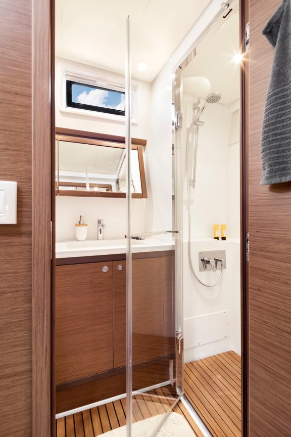 Image of Emerald Gemini yacht #17