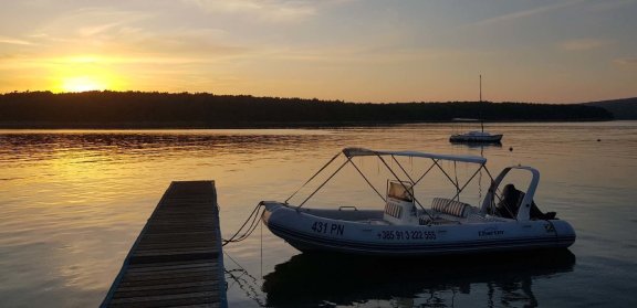 Image of Zodiac Madline 2 yacht #3