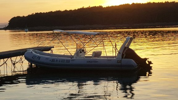 Image of Zodiac Madline 2 yacht #2