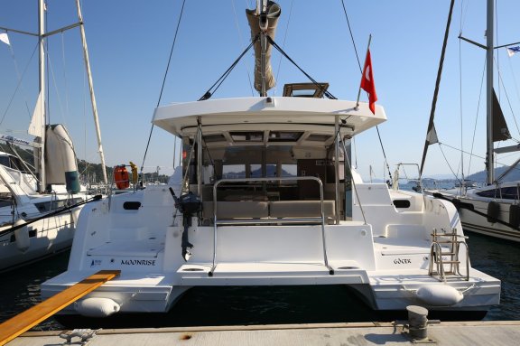 Image of Moonrise yacht #11