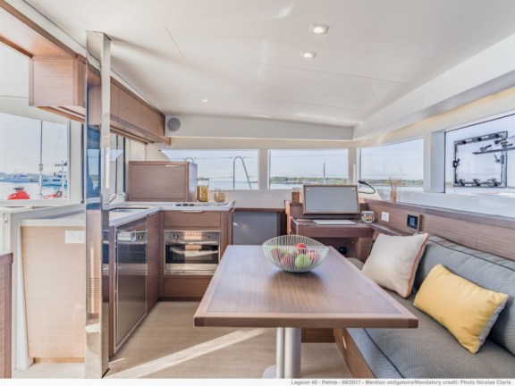 Image of Doris yacht #3