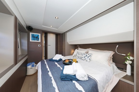 Image of EQ Horizon yacht #28