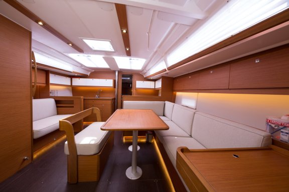 Image of Mars yacht #6