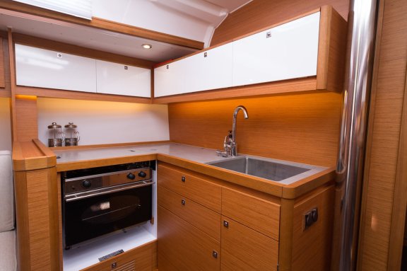 Image of Mars yacht #8