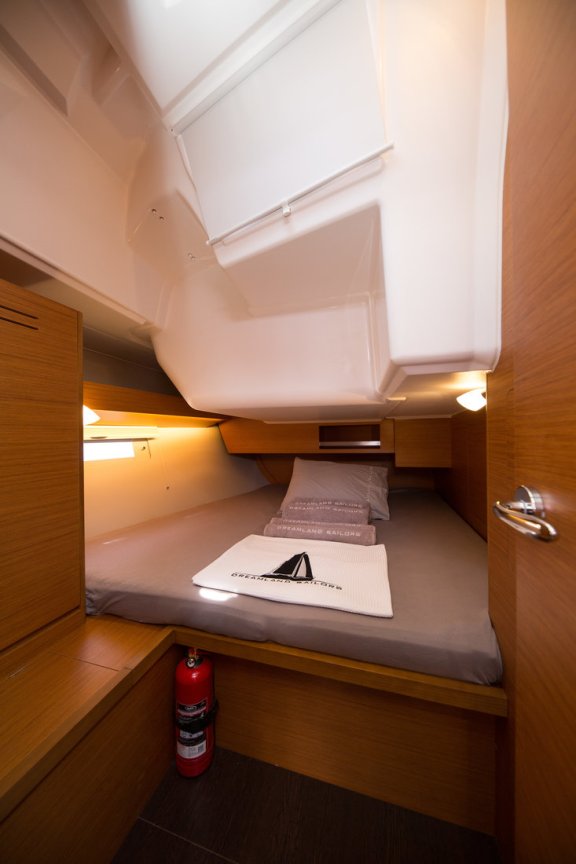 Image of Mars yacht #11