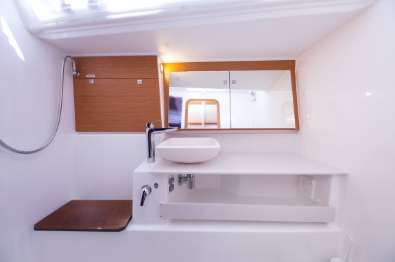 Image of Mars yacht #20