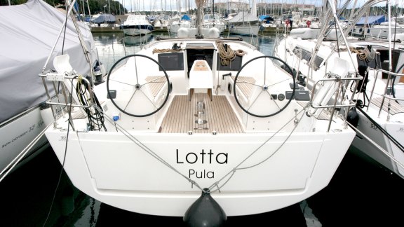 Image of Lotta yacht #3