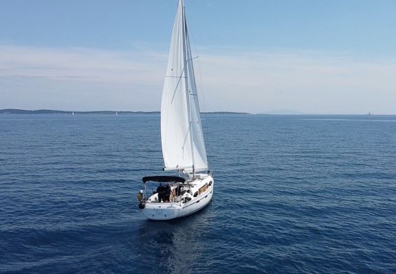 Image of Raven yacht #5