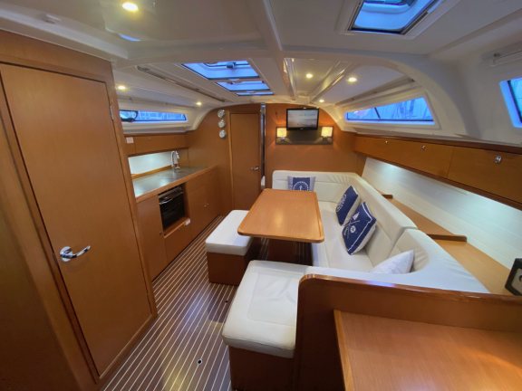 Image of Raven yacht #15