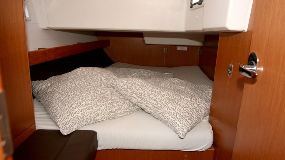 Image of Raven yacht #17