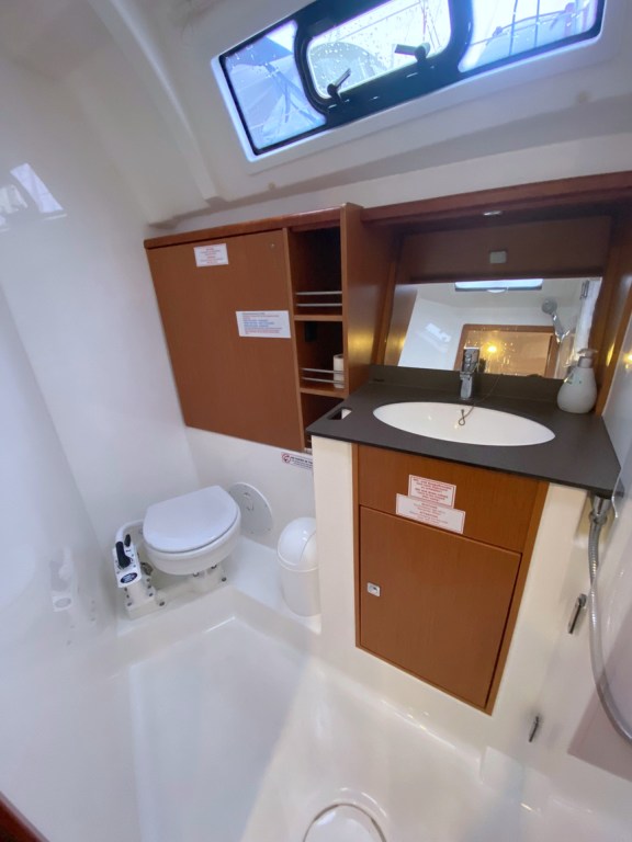 Image of Raven yacht #21