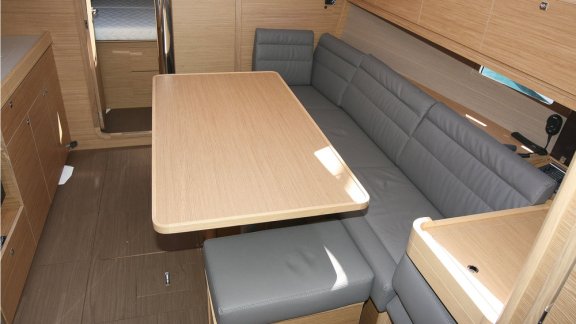 Image of Henry yacht #11