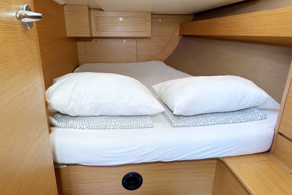 Image of Henry yacht #21